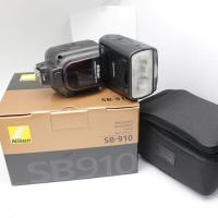 美品 ニコン Nikon スピードライト SB-910 ストロボ 保存袋付 送料無料