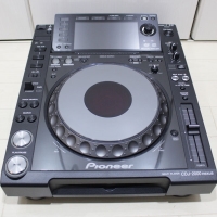 パイオニア Pioneer CDJ-2000NXS DJプレーヤー 中古 送料無料