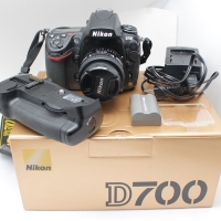 美品 Nikon ニコン D700 本体 ボディ デジタルカメラ　1:1.4Dレンズ 送料無料