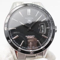 タグホイヤー カレラ 腕時計  キャリバー5 WV211M オートマ 自動巻　黒文字盤　裏スケ 美品